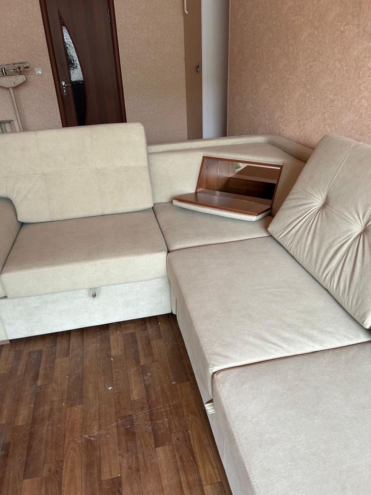 Мягкий раздвижной диван