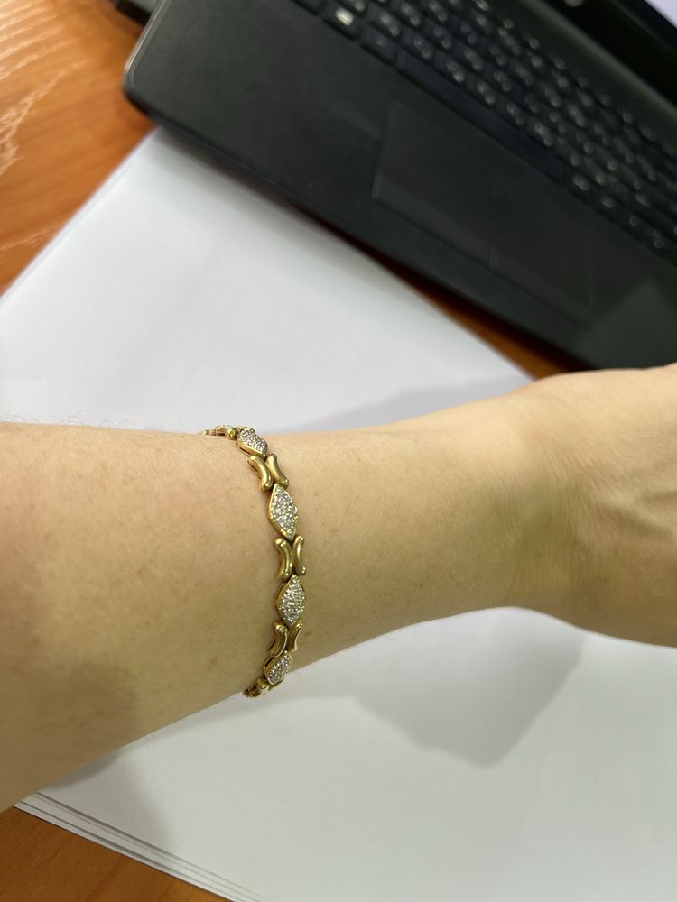 Продам браслет с бриллиантами