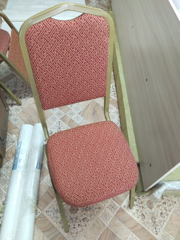 Стулья для зала и гостинной