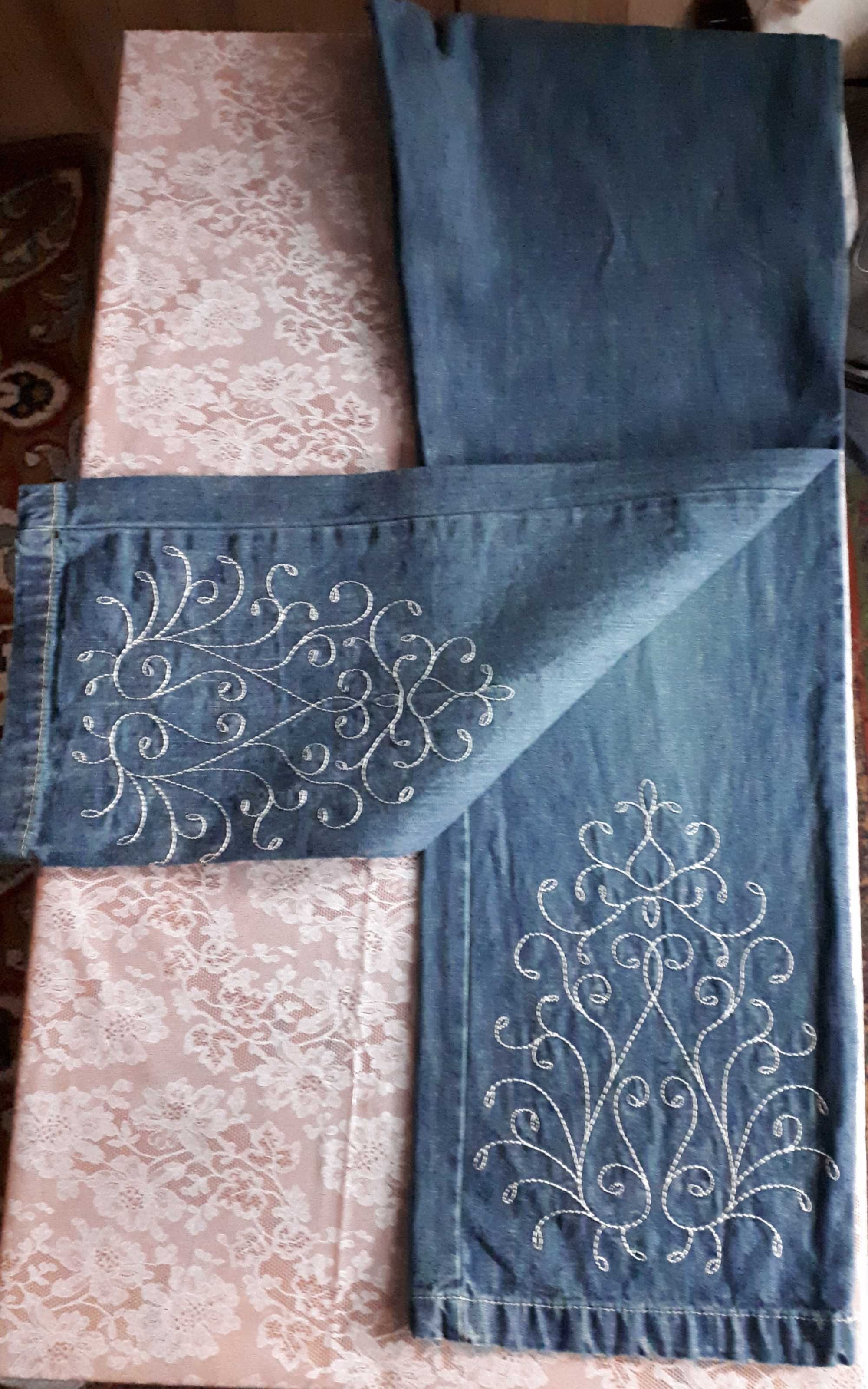 Джинсы женские MILLS women  с вышивкой