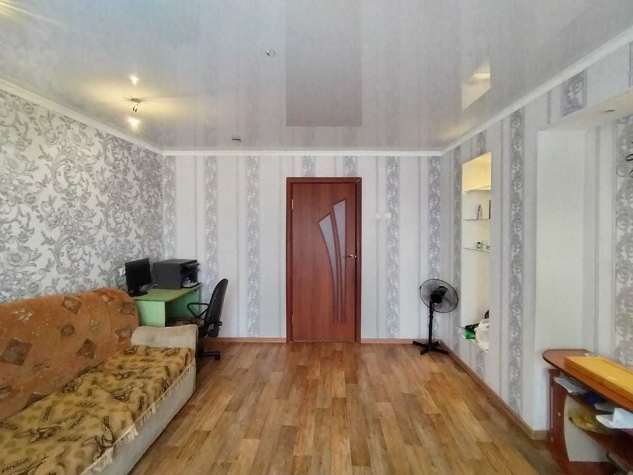 Продам 4 ком квартиру в центре города