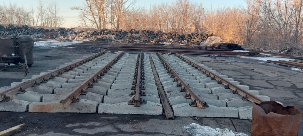 Шпалы ЖБ и дерево. Брус для стрелочного перевода
