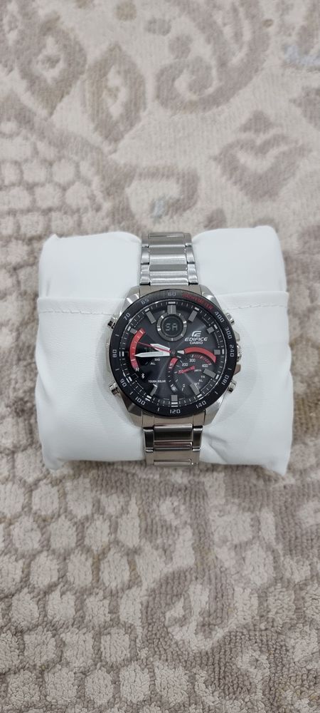 продается часы casio