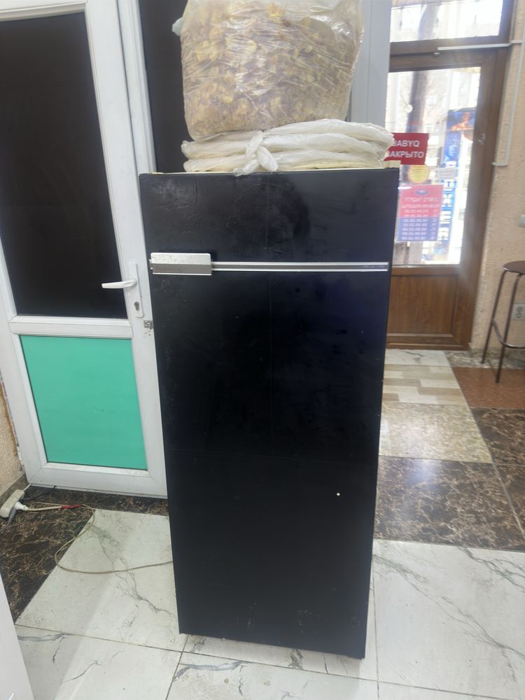 Продам морозильник оборудование донер