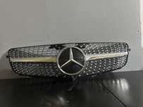Решетка радиатора MERCEDES BENZ