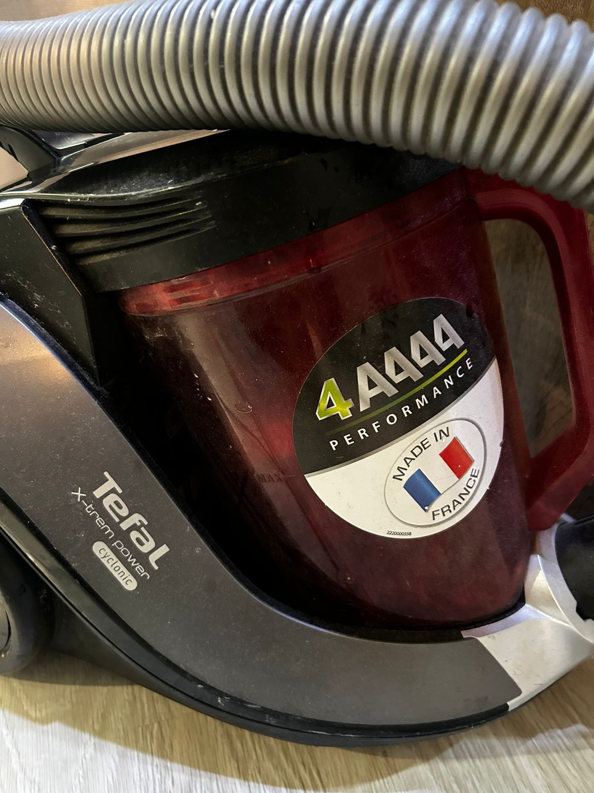 Продаю Пылесос Tefal