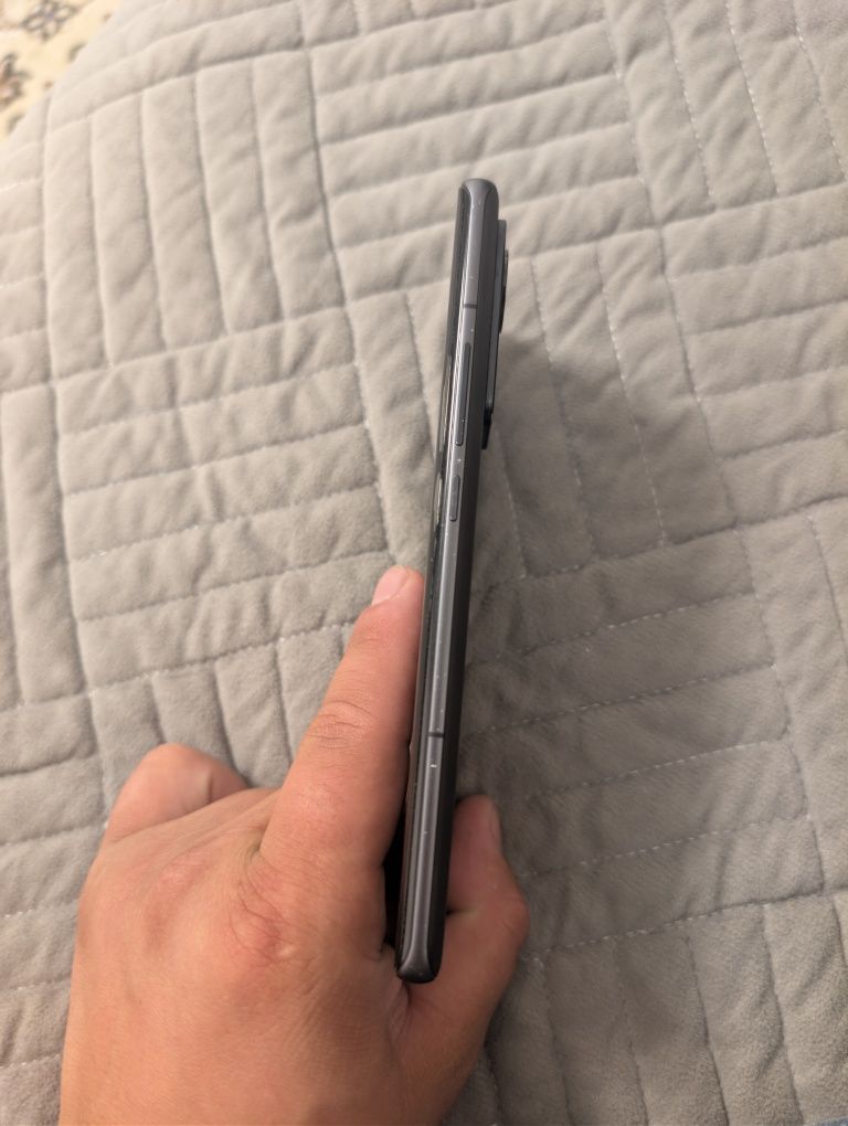Xiaomi 12 pro 256 Гб срочно продается