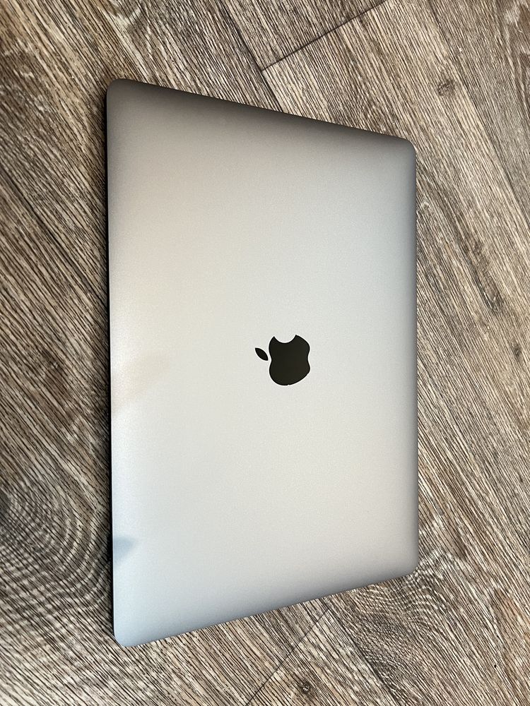 Apple Macbook Air 13