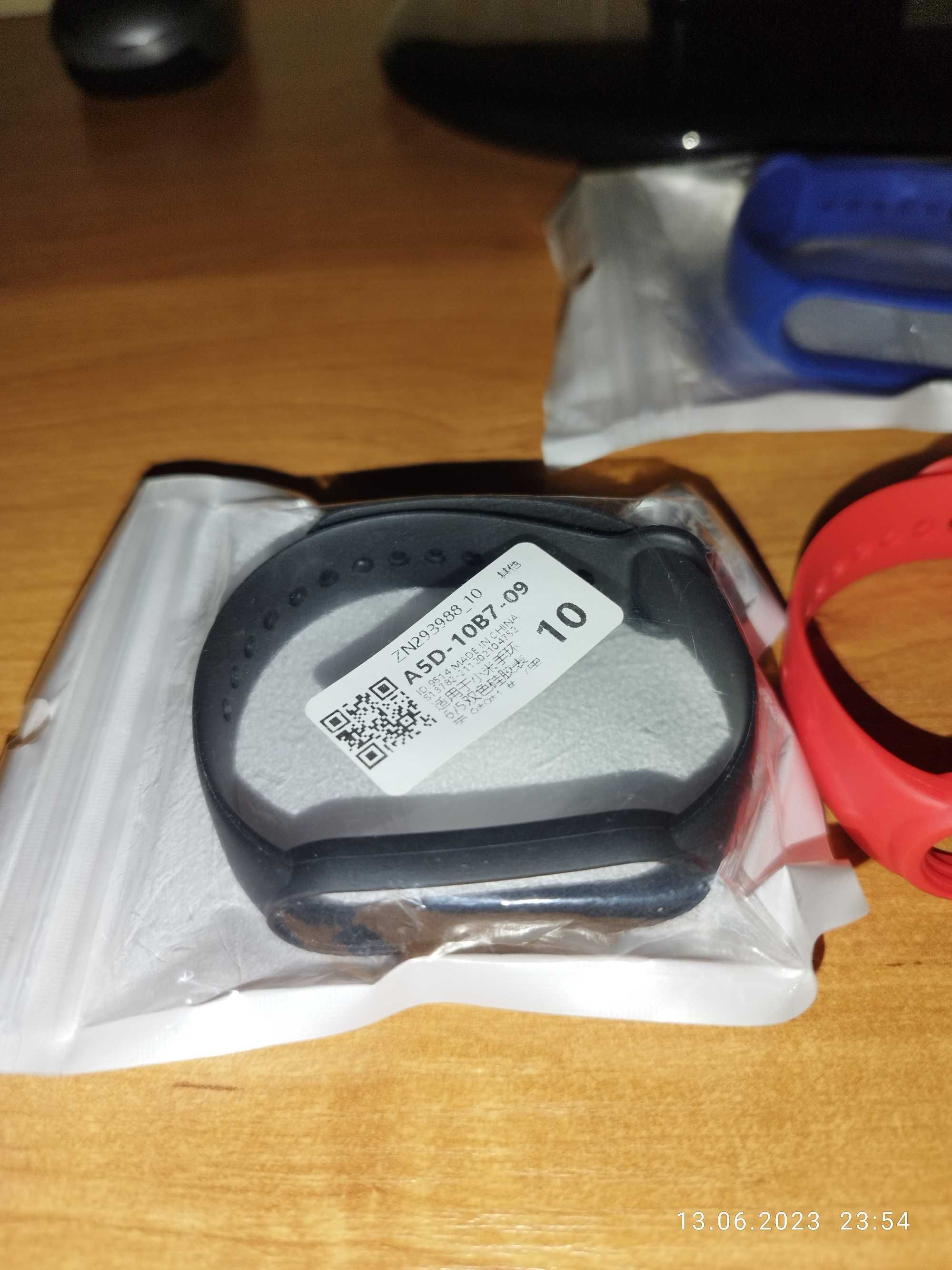 Ремешки к фитнес браслету MI-Band (5, 6, 7)