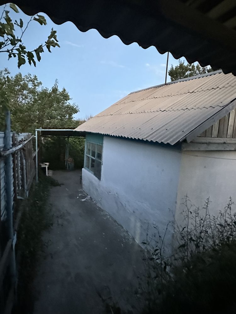 Продам дачу возле озера