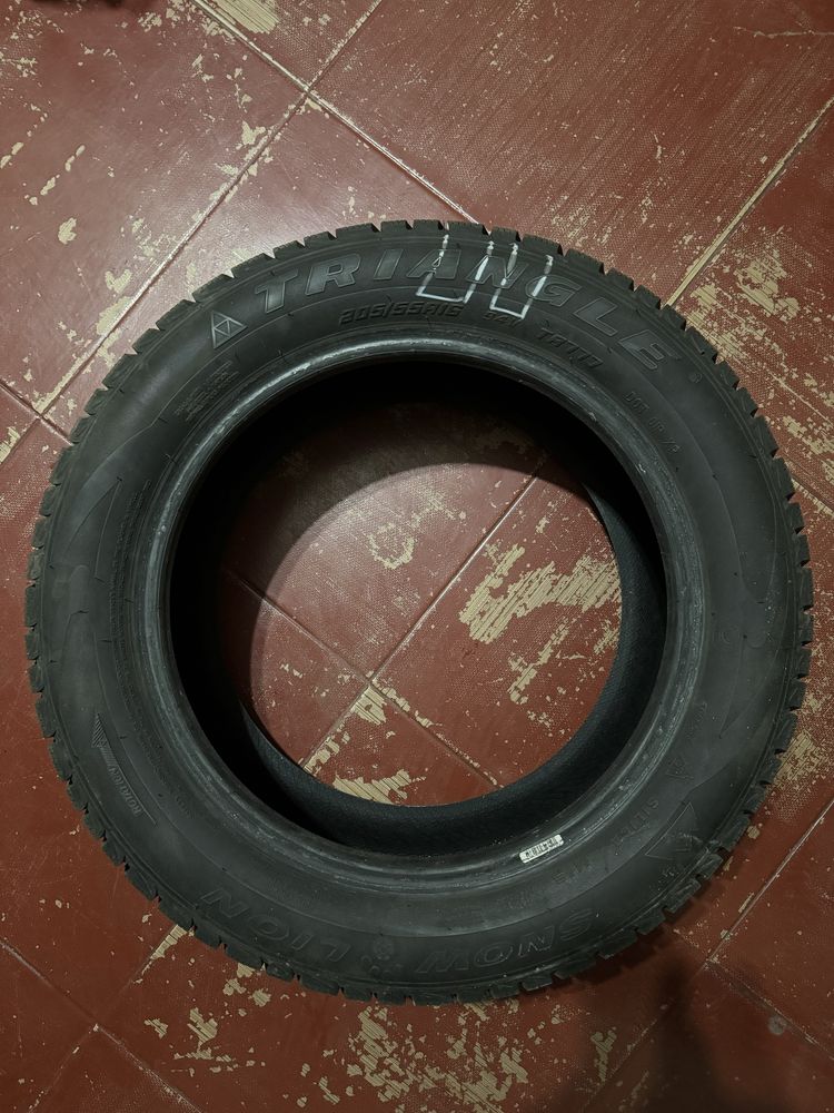 Продам зимные шины 205/55 R16