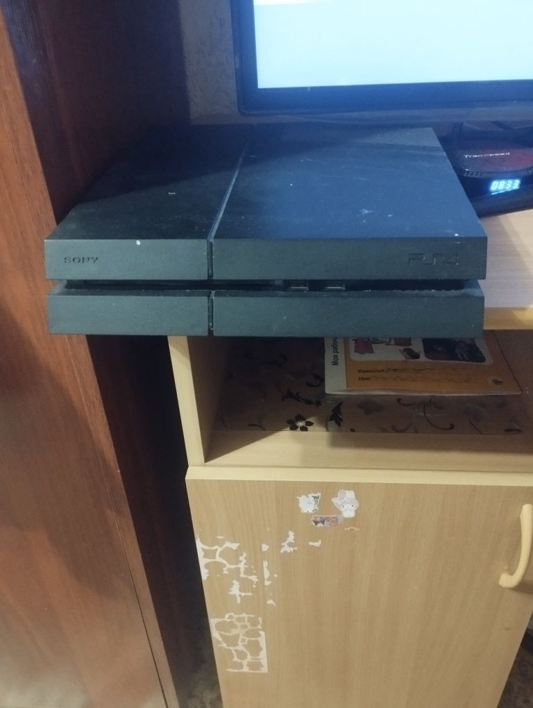 Продам  приставку сониплешен