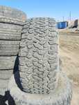 Продам шины 33*12.50р15