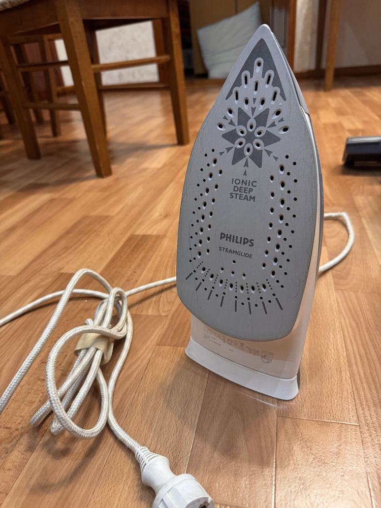 Утюг Philips в хорошем состоянии