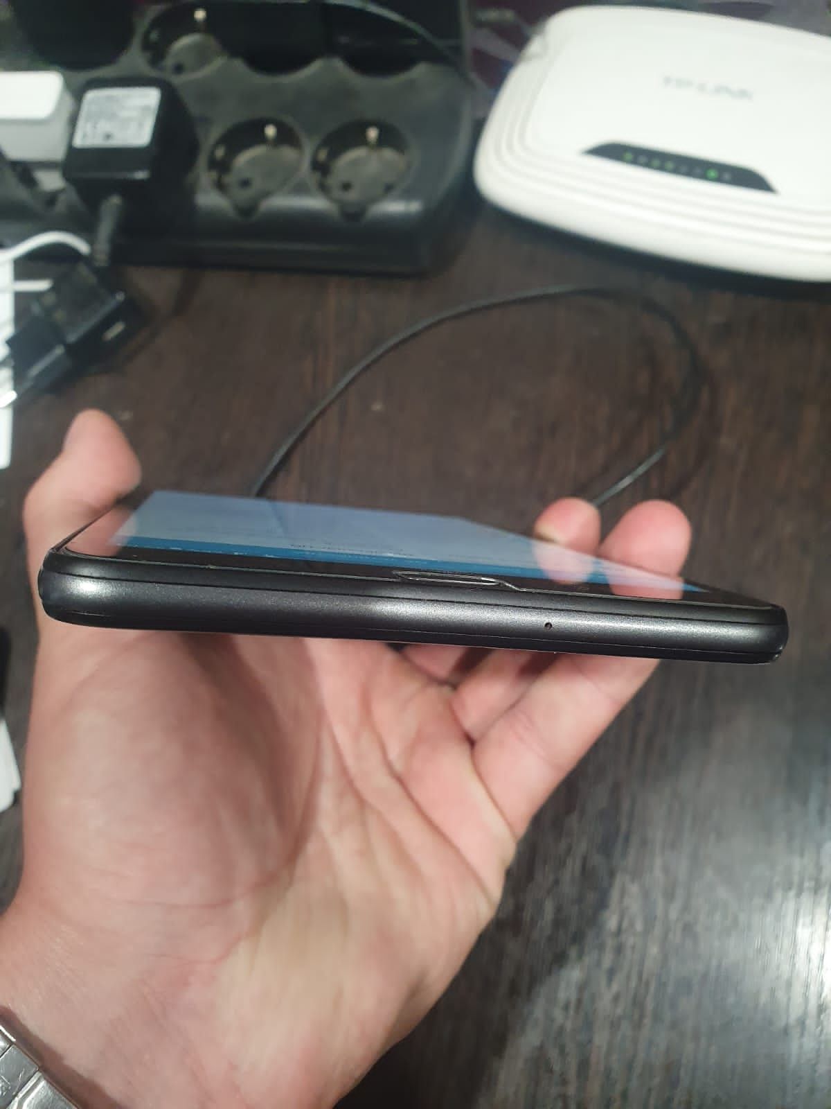 Продам планшетный компьютер планшет samsung tab A6