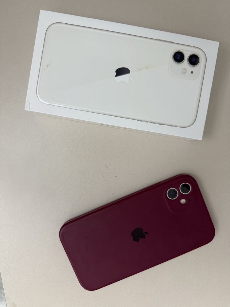 iPhone 11 White 128gb (с коробкой и шнуром)