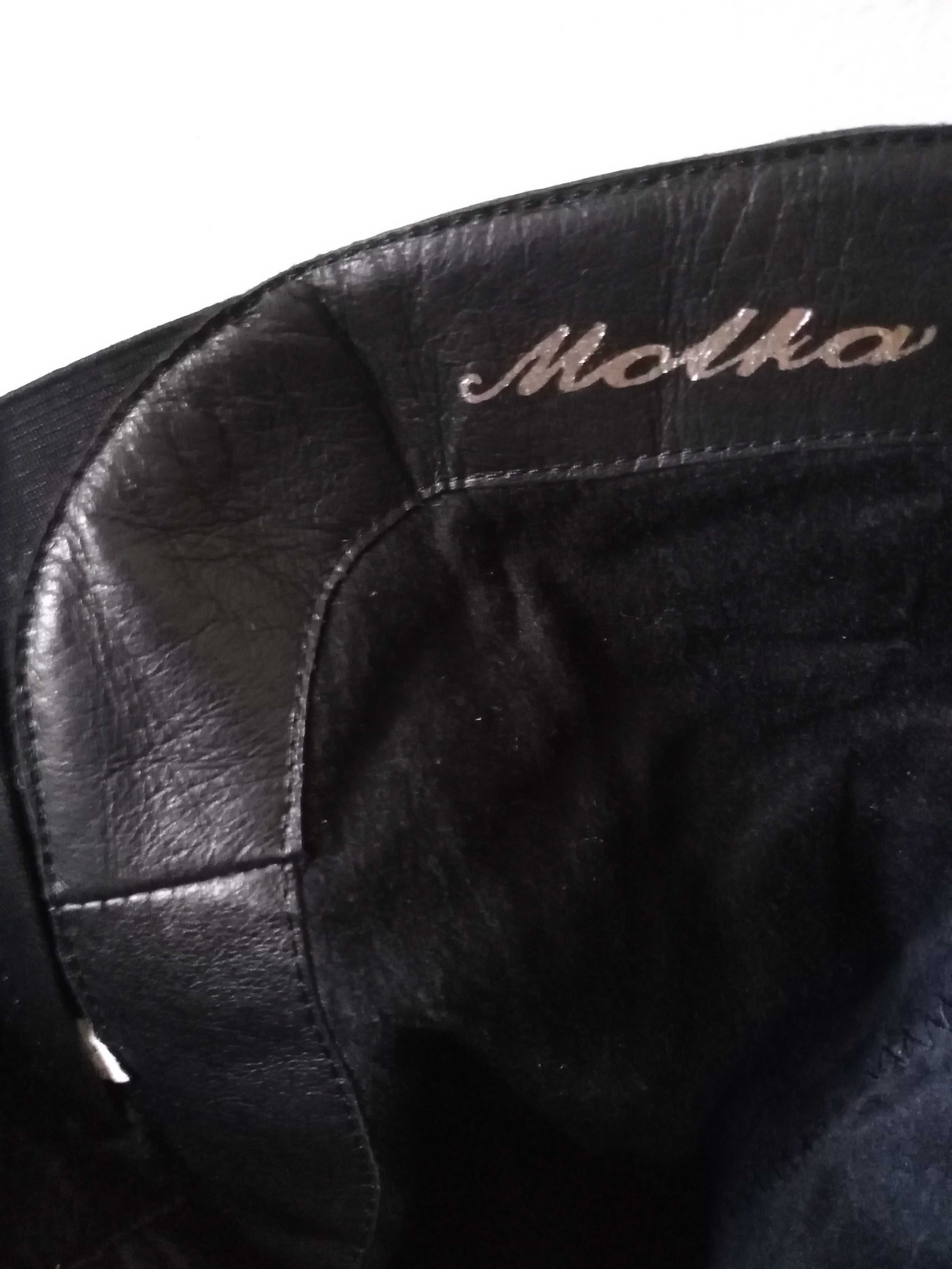 Продам кожаные сапоги осенние и зимние, 40й размер