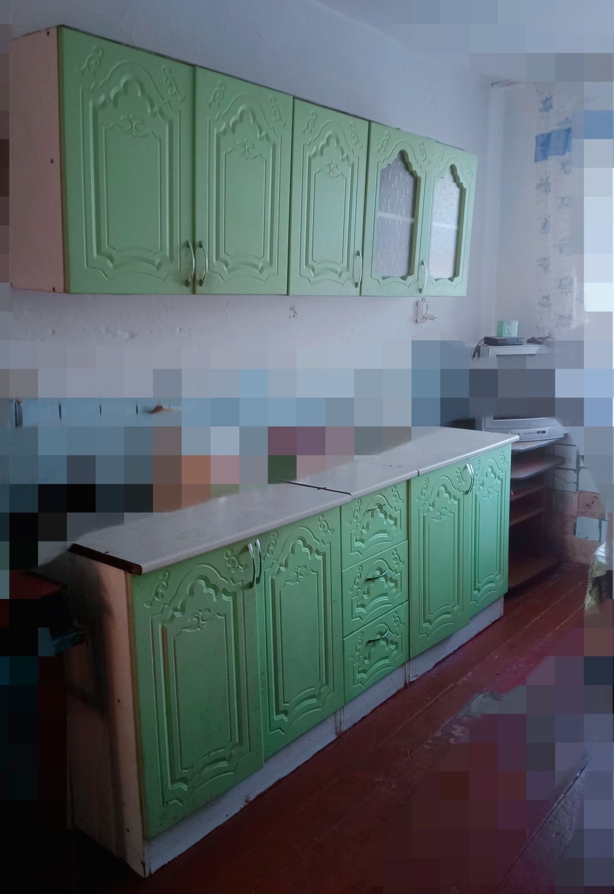 Гух гарнитор сатылады.