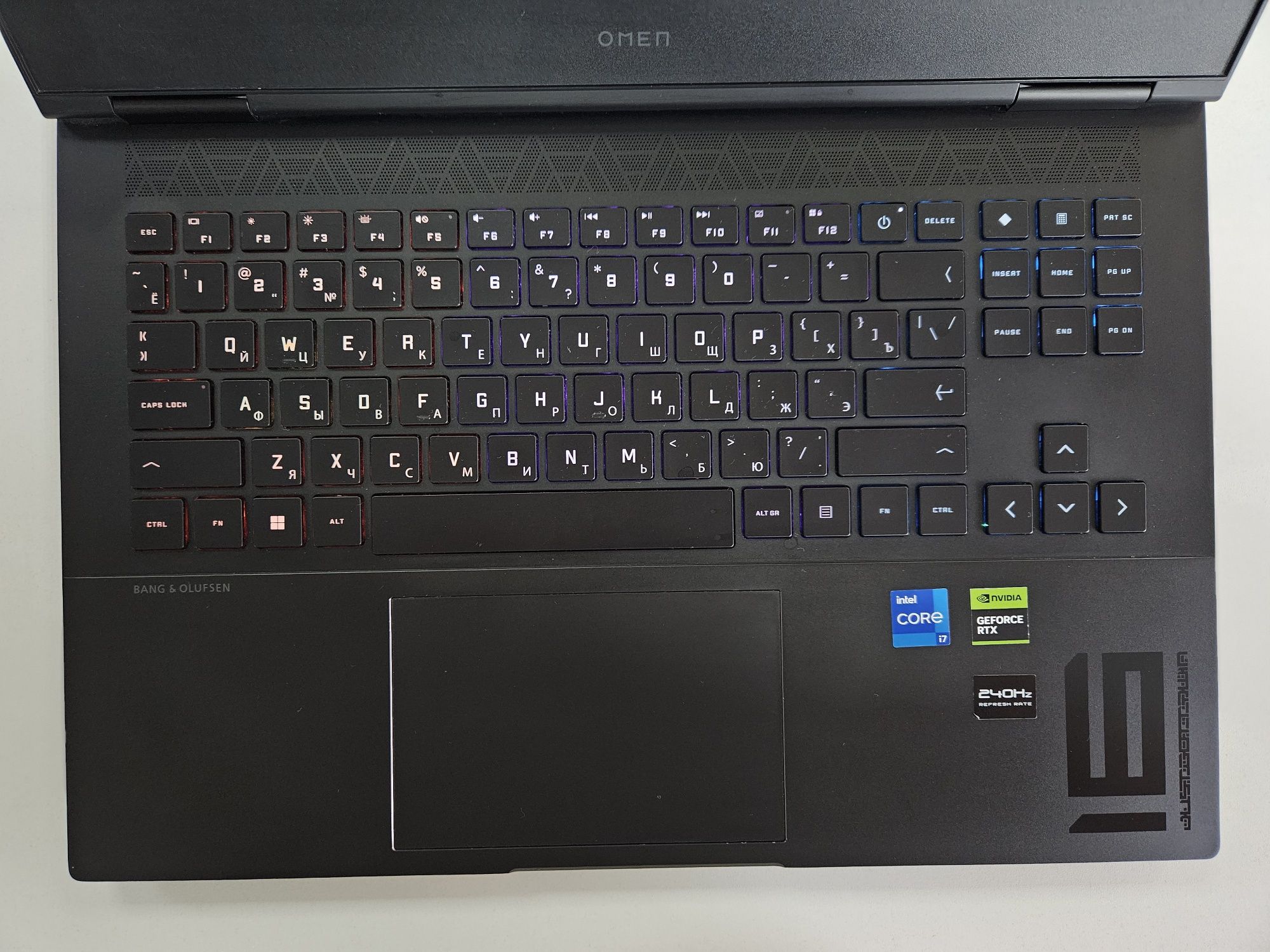 Игровой Ноутбук HP Omen 16 - Core i7-13700HX/16GB/SSD 1TB/RTX 4060