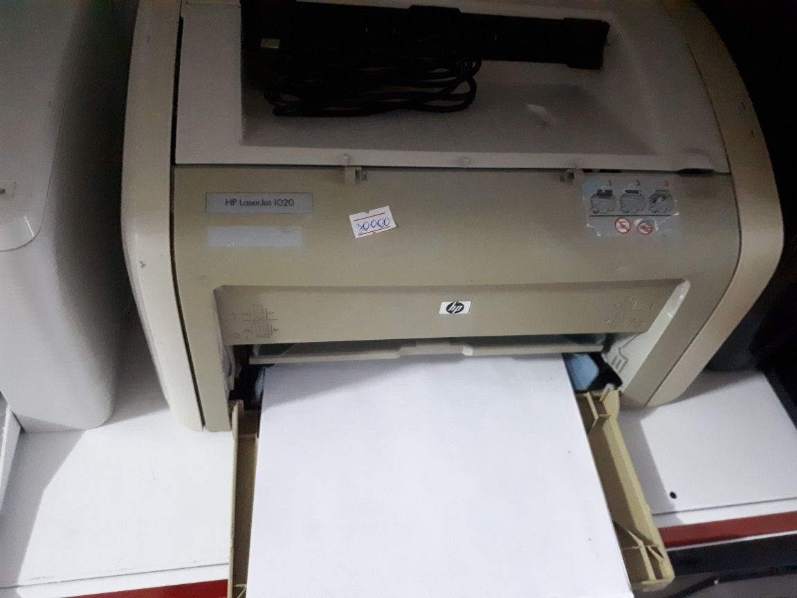 Принтер HP LaserJet 1022, лазерный