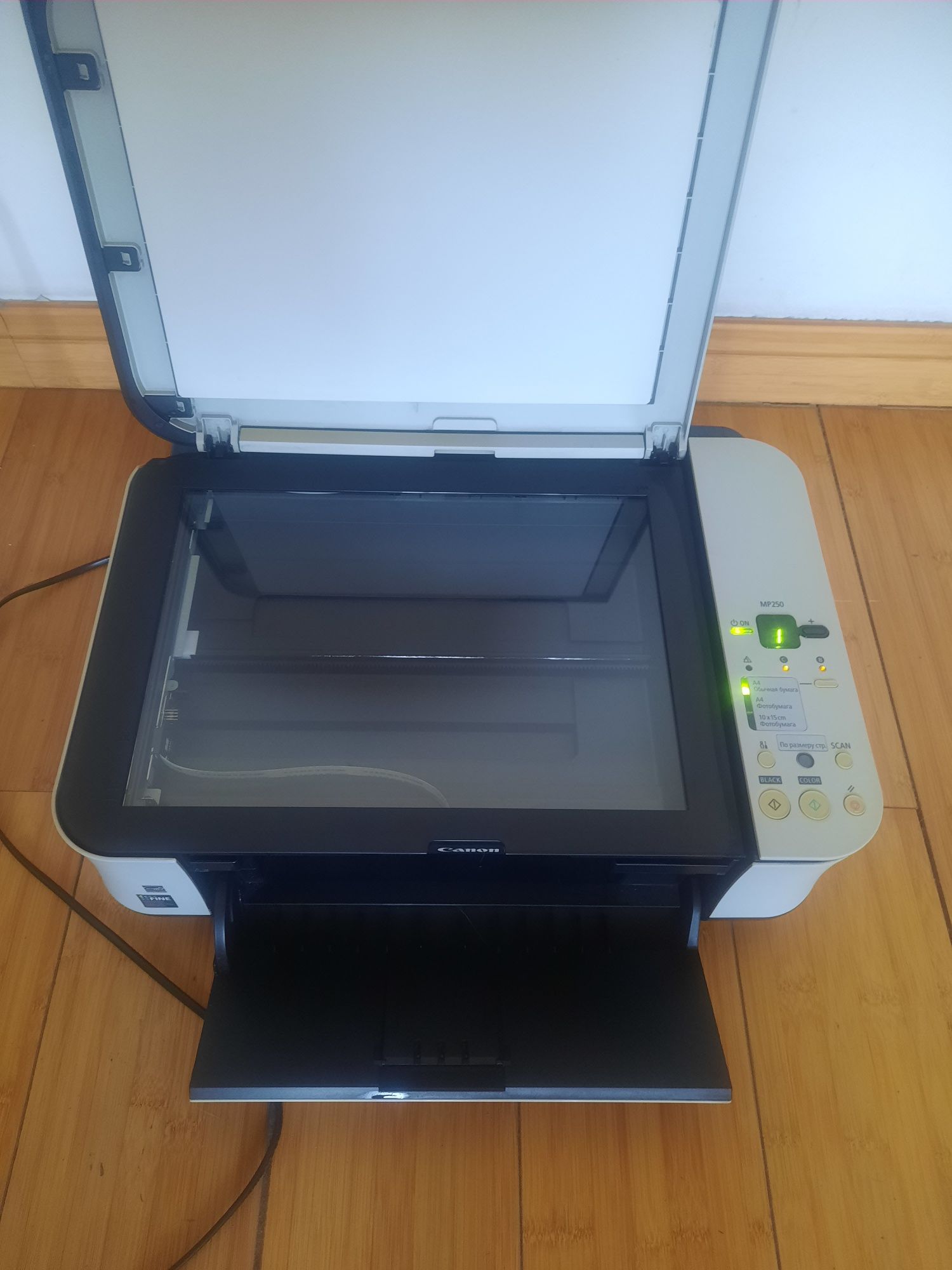 Продам Canon mp 250 принтер/сканер/копир