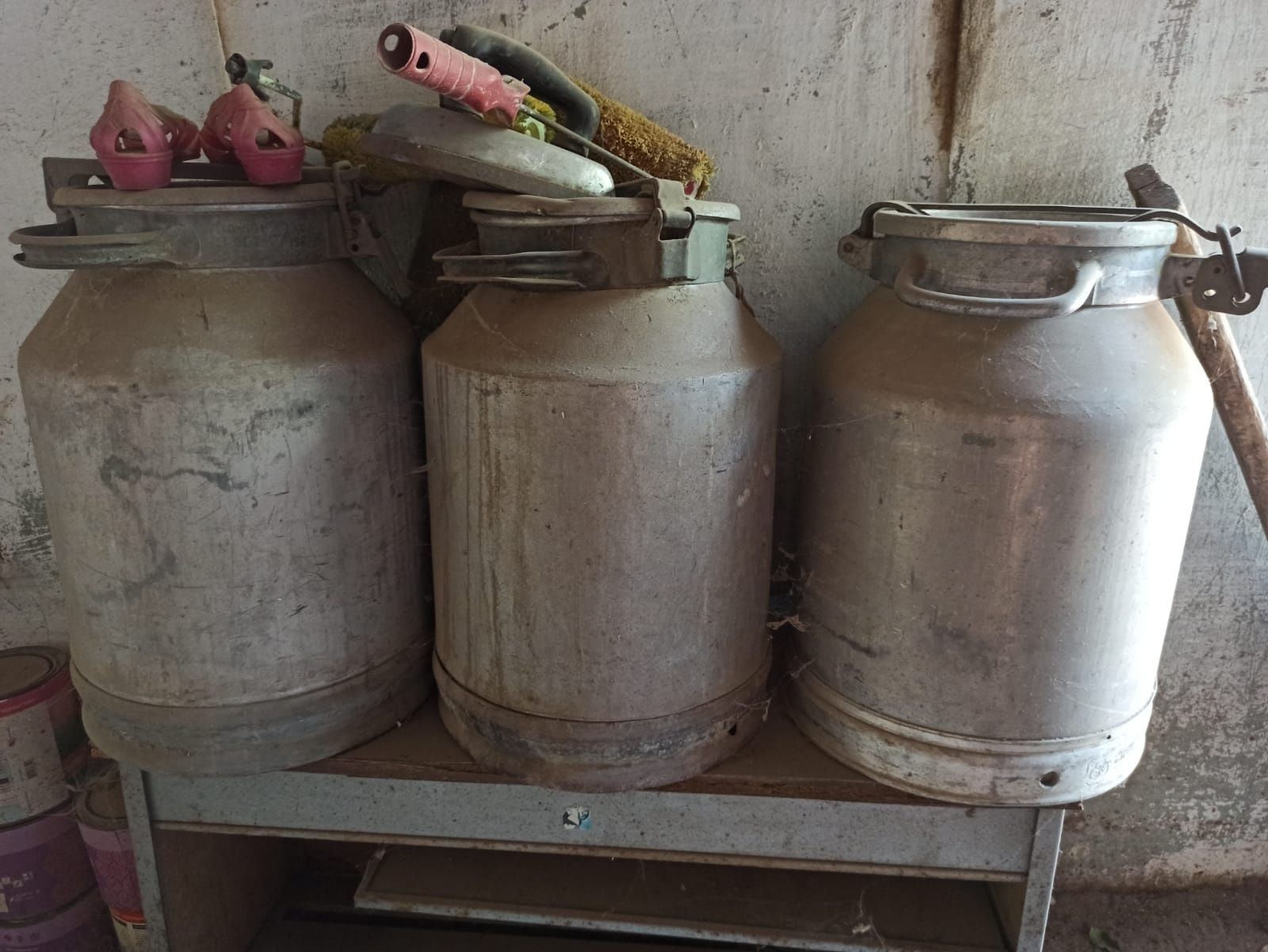 Продам газовый баллон, алюминиевые фляги, стеклянные бутыли