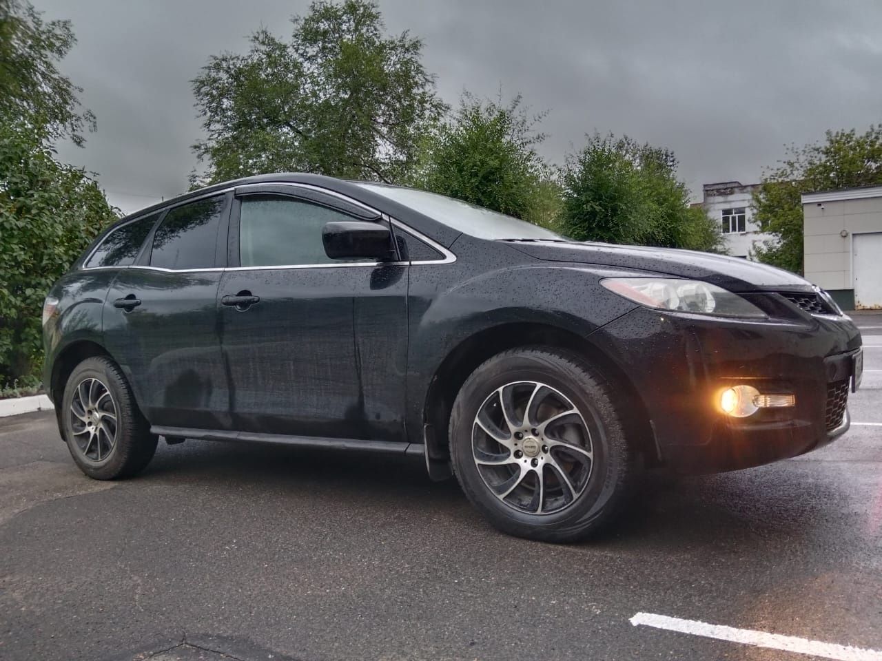 Продам автомобиль Mazda cx7