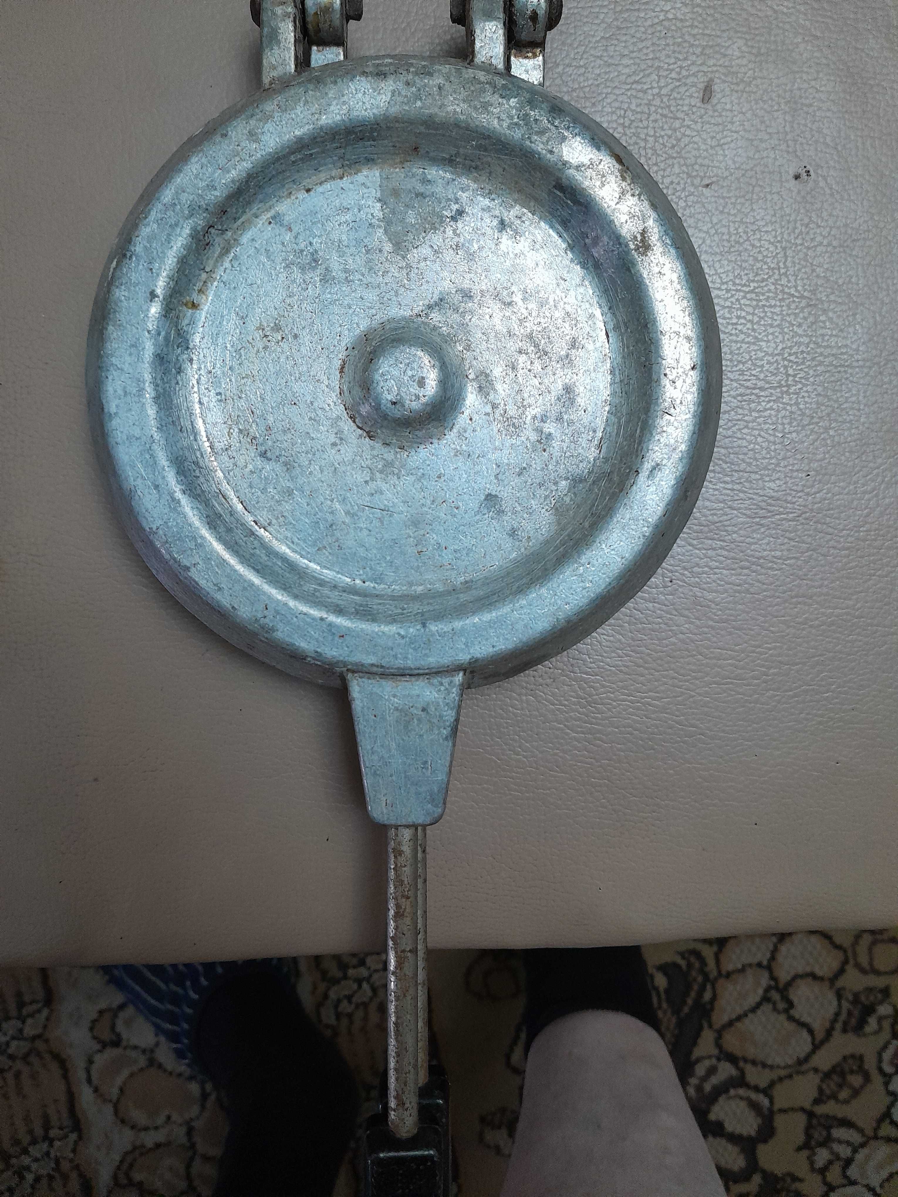 Продам советские формы-,для грибочков ,для печенья
