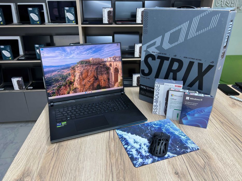 ASUS ROG Strix SCAR G18 i9 / RTX 4080 / 32GB флагман для Developers
