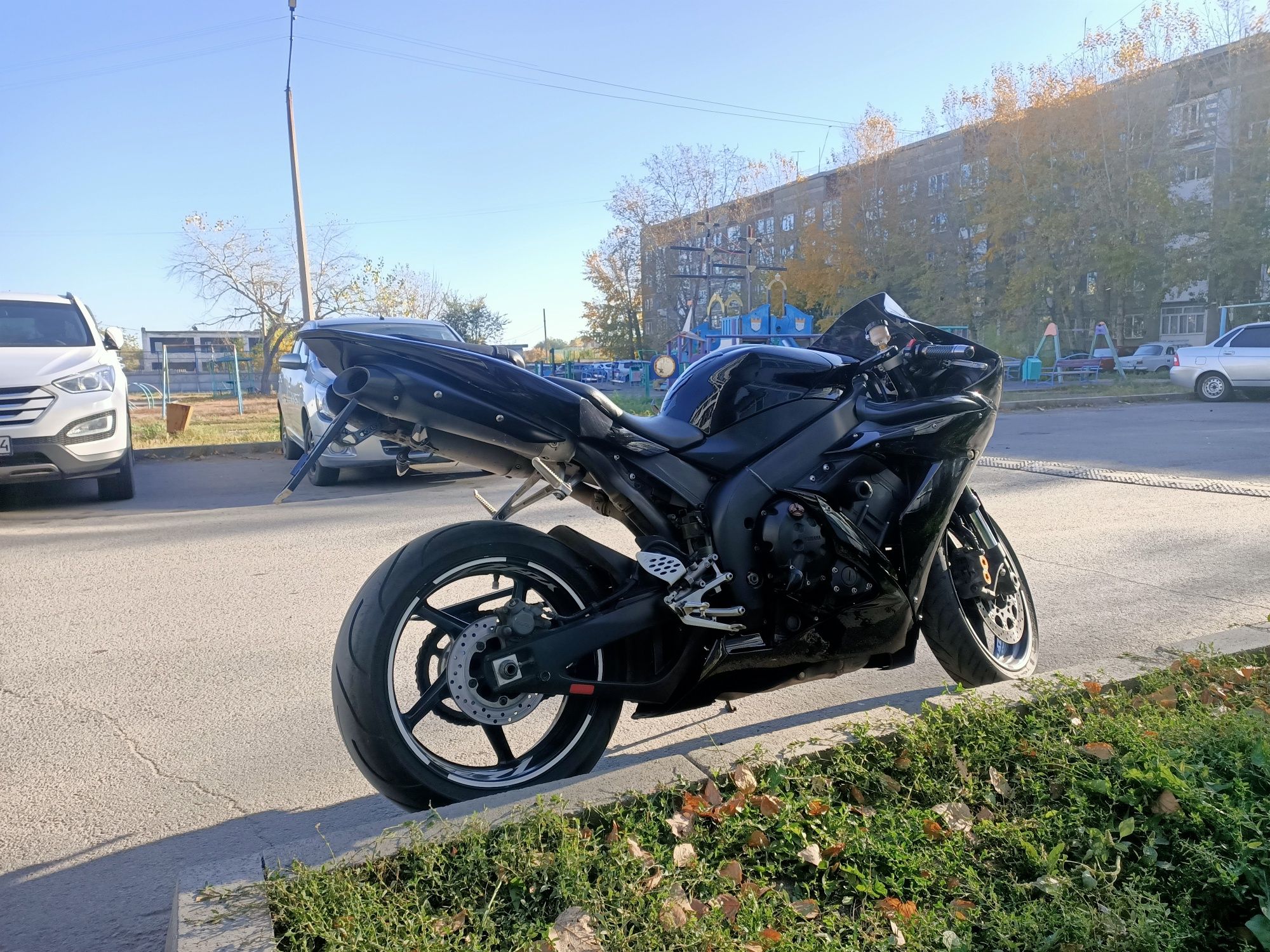 Продам спортбайк YAMAHA R1