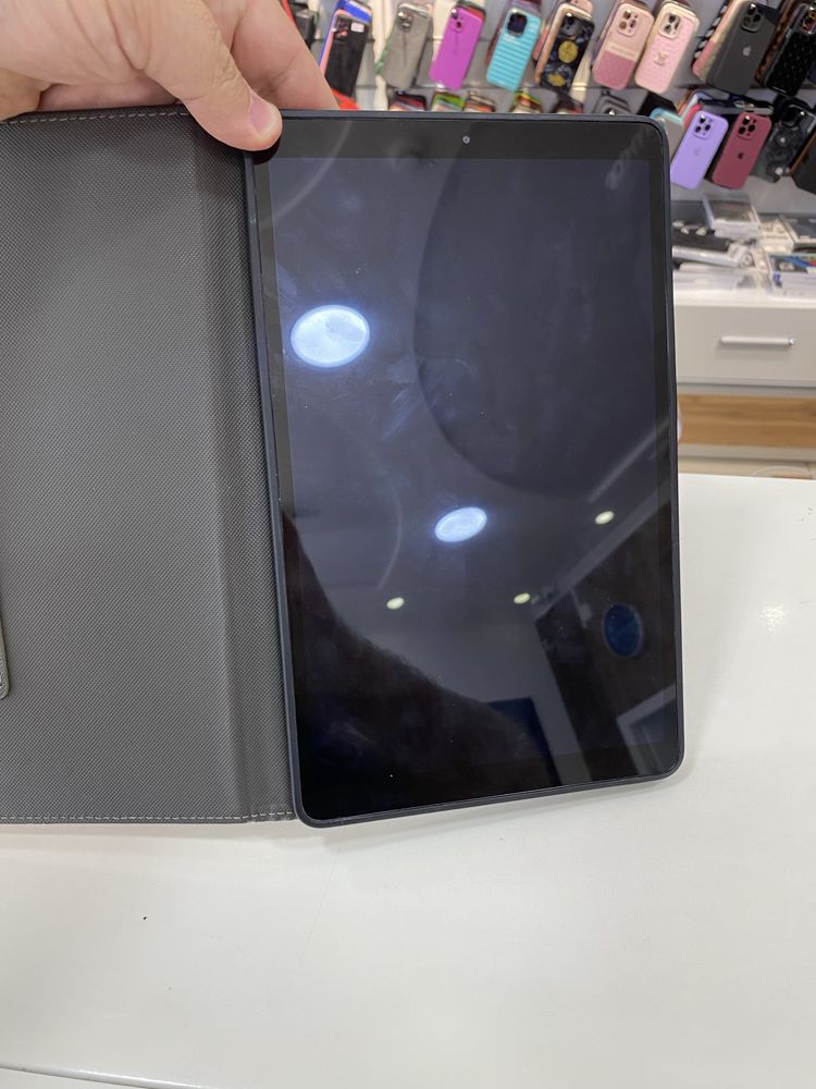 Продам Планшет samsung tab A. T515
