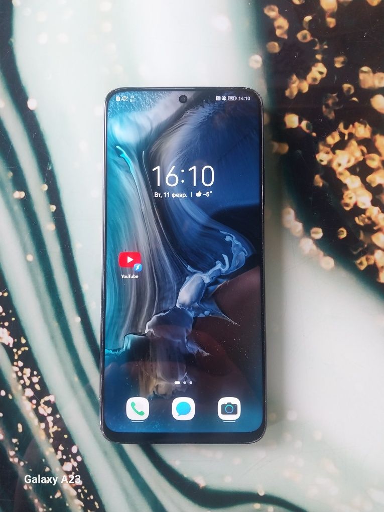 Телефон HUAWEI сатылыды память 128 гб