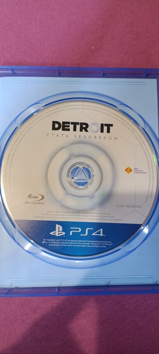 PlayStation 4 FAT  + 6 дисков
