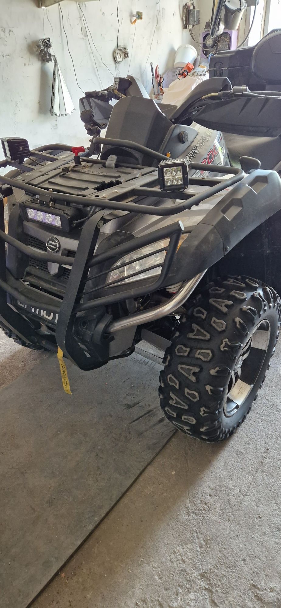 Квадроцикл CF Moto x8