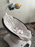 Продам детский шезлонг - электро качели 4 moms Mamaroo