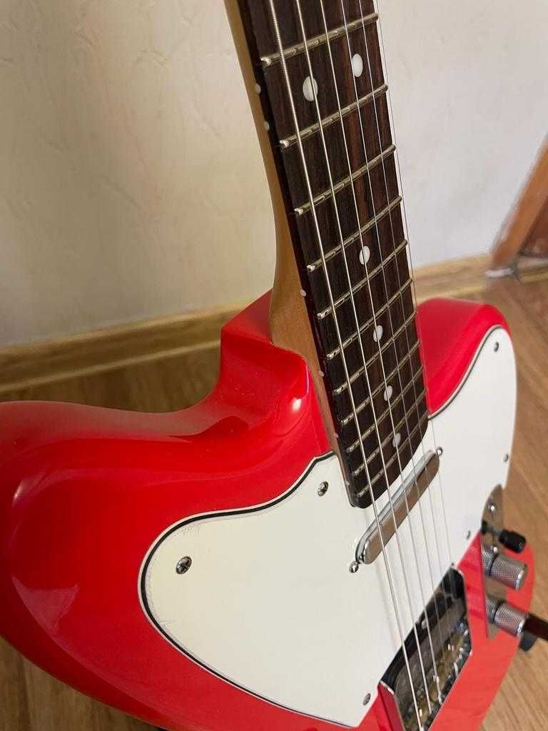 Продам уникальную электрогитару Jazcaster.