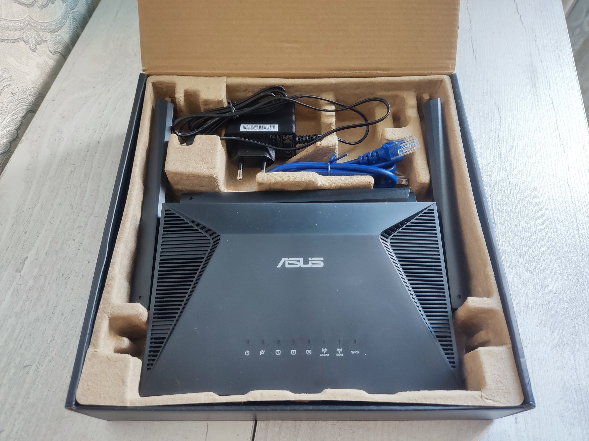 Модем Wi-fi Asus RT-AX52