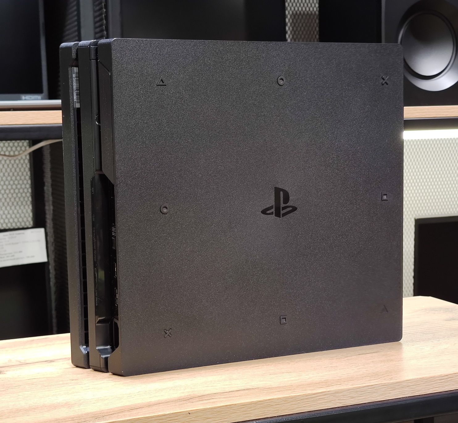 Sony Playstation 4 Pro, 1 tb, 1 джойстик, прошивка 12, 9608/А10