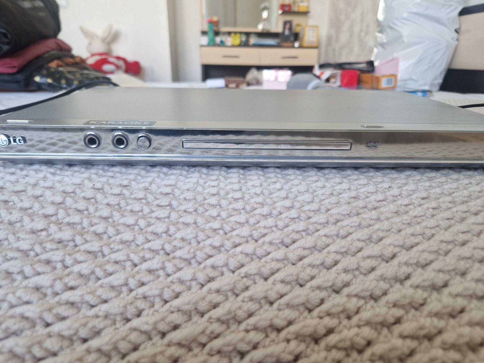 CD проигрыватель LG