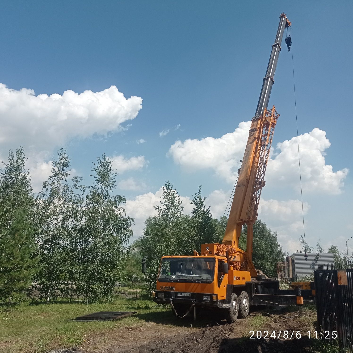 Услуги/аренда автокрана, крана! китаец 50 тонн. Китаец 25 тонн Усть Ка