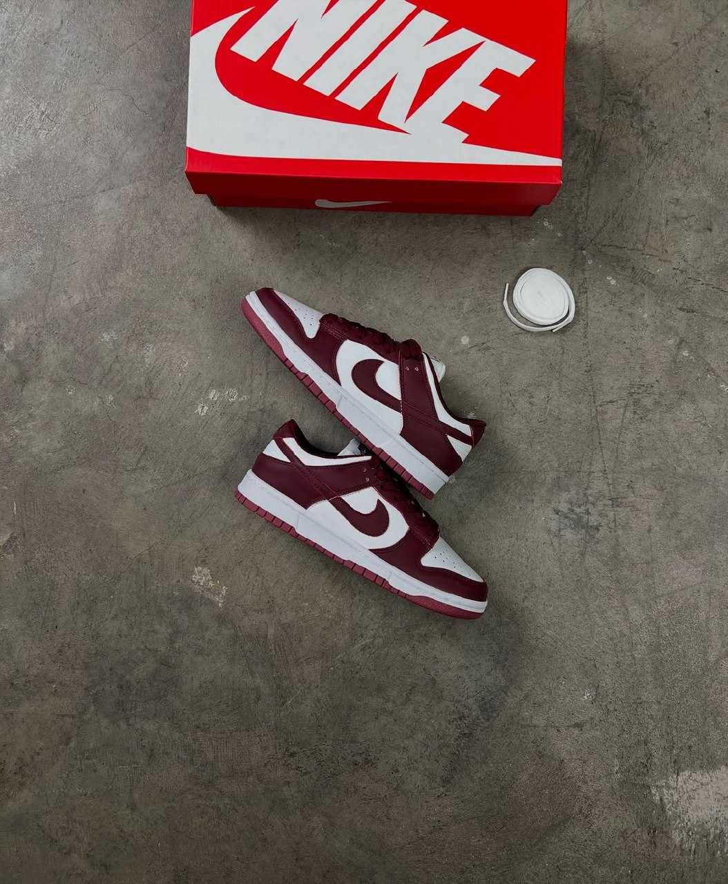 Nike Dunk Low Bordeaux