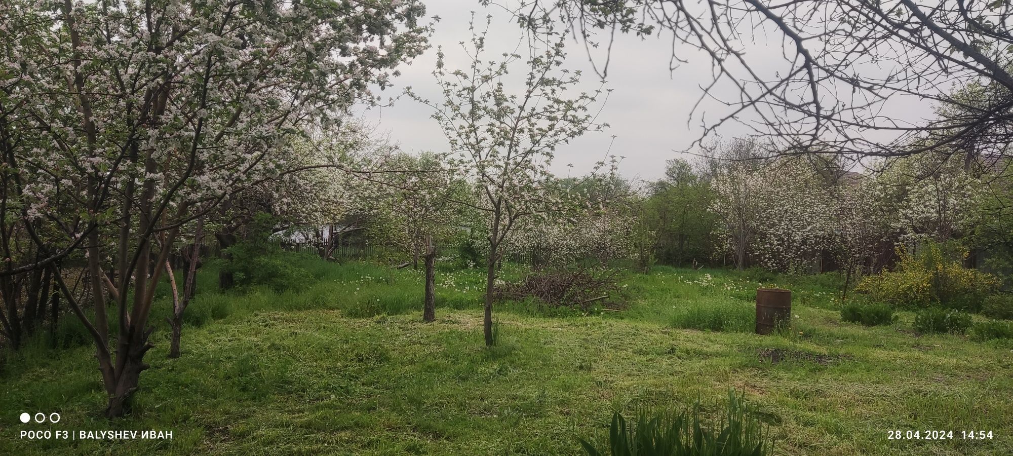Продам дом в мкр Алгабас . Участок 15.5 соток ,делимый!