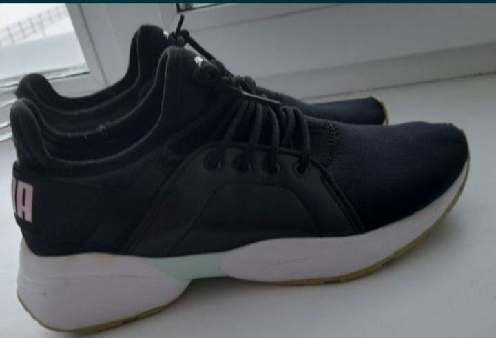 Кроссовки PUMA. 6000т