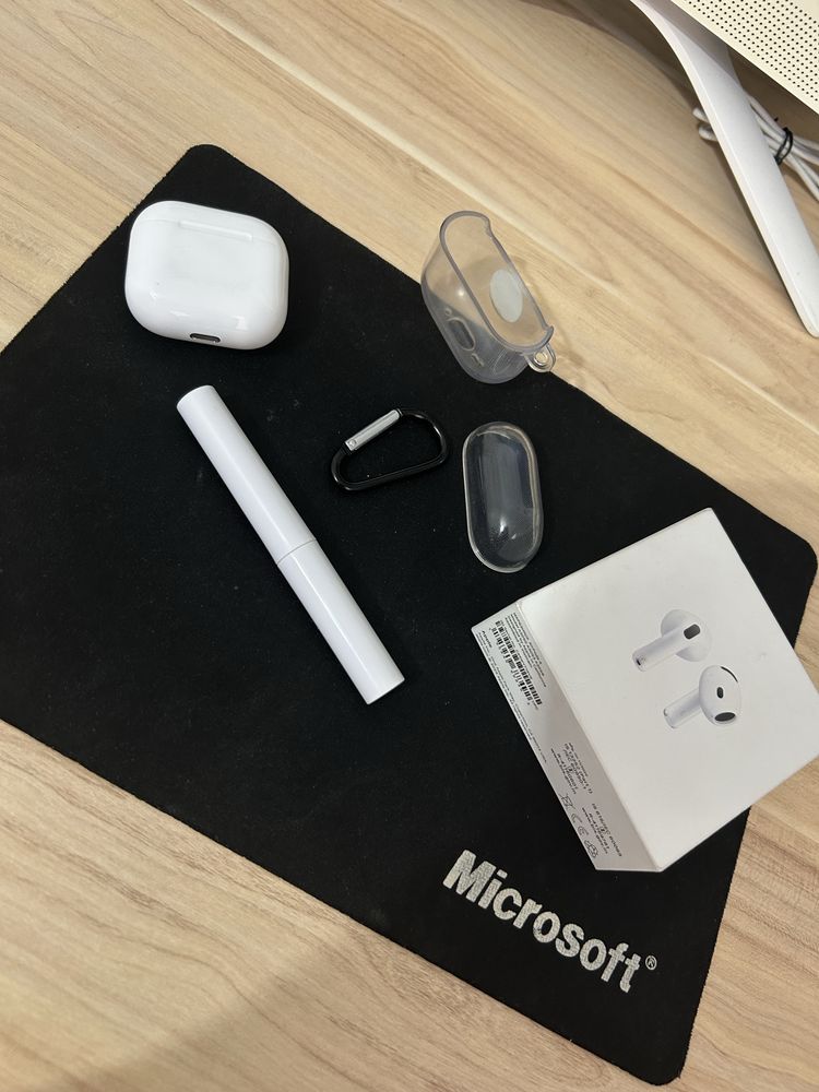 AirPods 4 оригинал новый