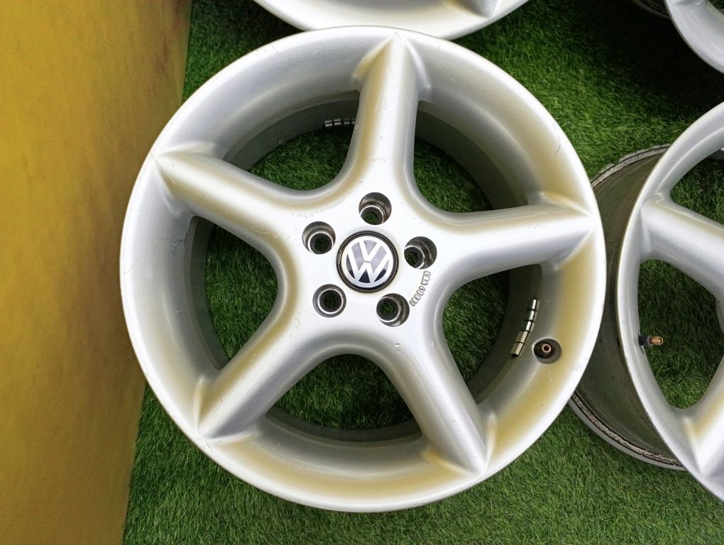 Диски R16 5×100 на Volkswagen и другие.