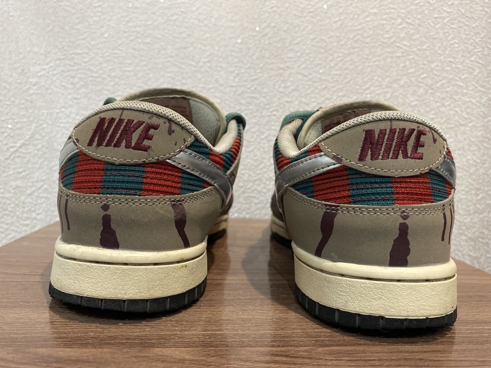 Кроссовки sb-dunk коллаборация с Фредди крюгером