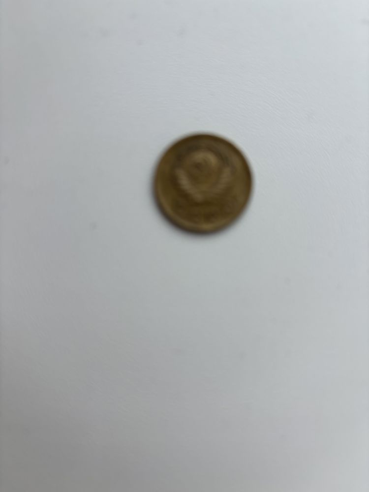 Продам монету колекционную