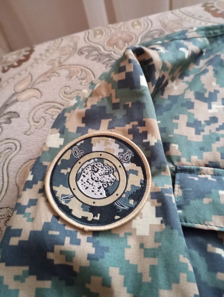 Форма военная  б/у