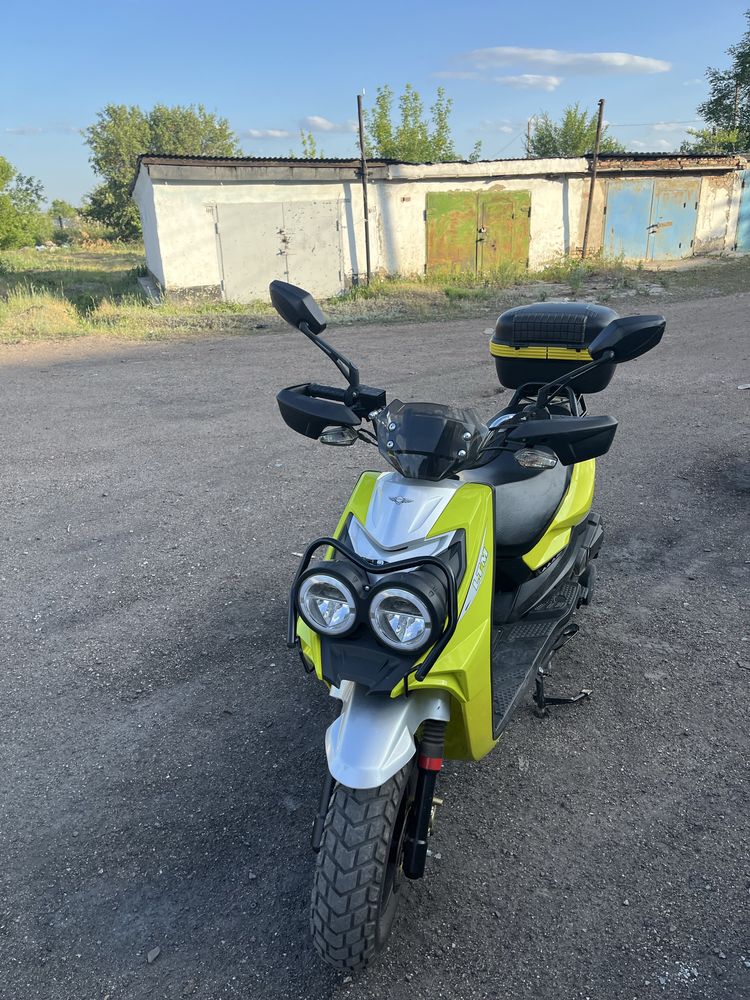 Скутер 150куб…..