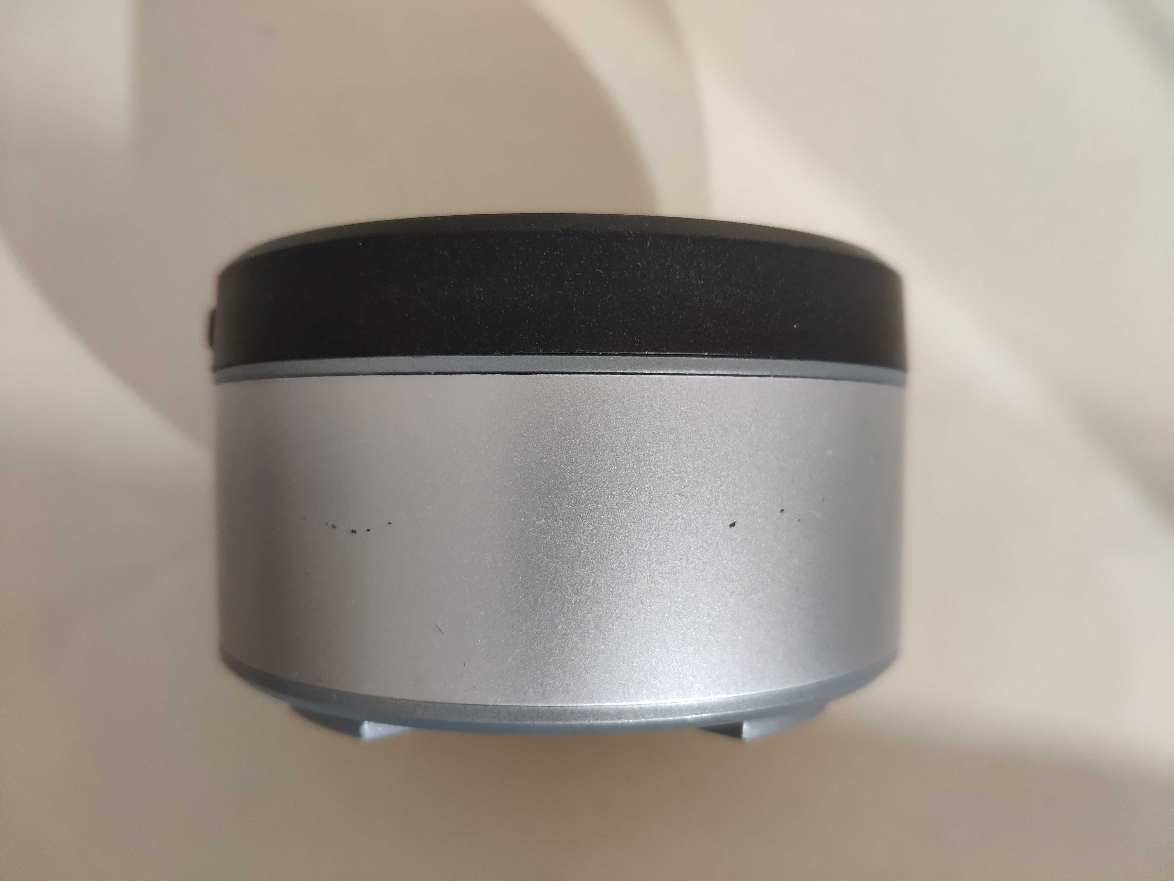 Колонка на мизинчиковых батарейках Altec Lansing iM227 Orbit